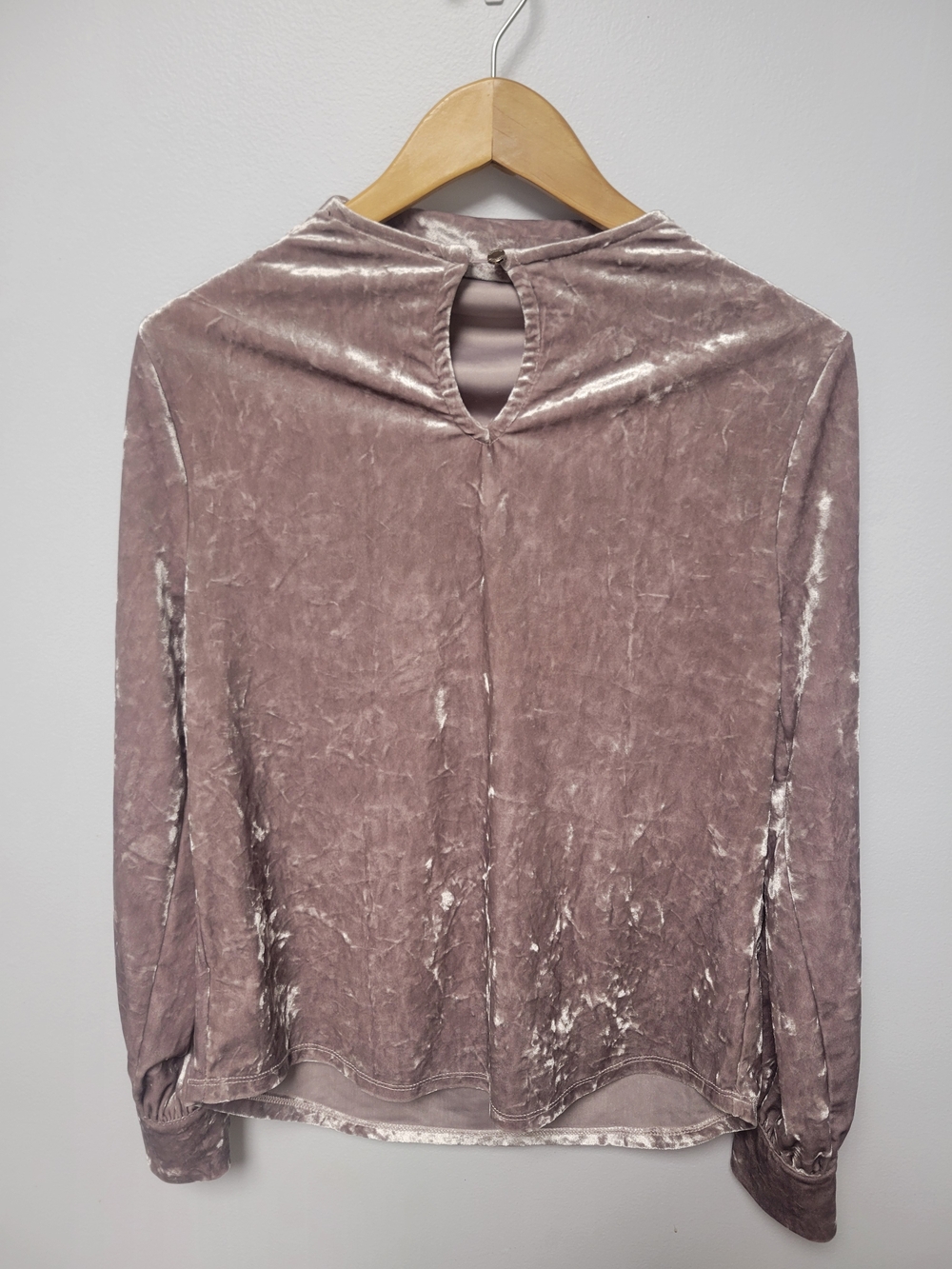 Badgley Mischka Vintage Crushed Velvet High Neck Long Sleeve Top NWOT